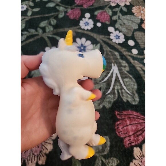 Hog Wild Unicorn Popper White With Rainbow Ball, Kids Play Toy, Plastic Unicorn - Picture 6 of 11